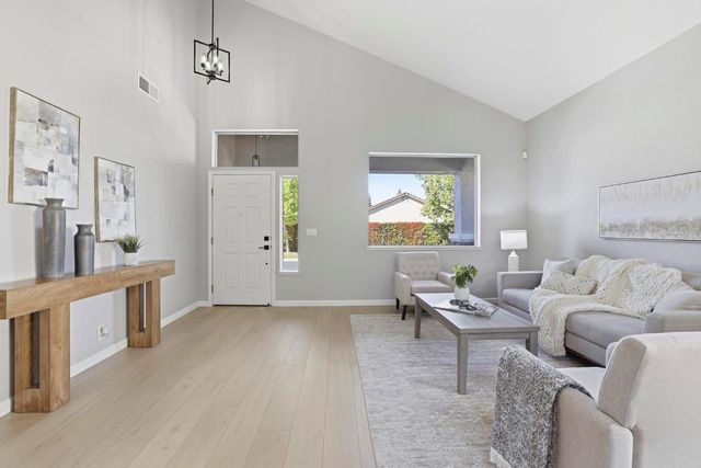 509 Tarrant Ct, Roseville, CA 95747