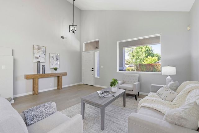 509 Tarrant Ct, Roseville, CA 95747