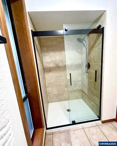 5833 NW Highland Pl, Corvallis, OR 97330