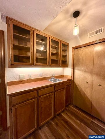 5833 NW Highland Pl, Corvallis, OR 97330