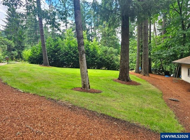 5833 NW Highland Pl, Corvallis, OR 97330