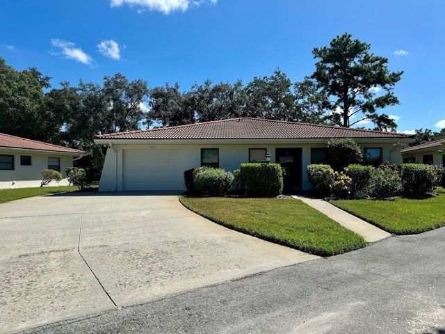 5033 VIVIENDA WAY 19, Sarasota, FL 34235