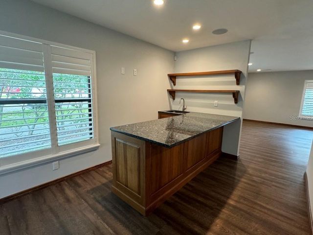 5033 VIVIENDA WAY 19, Sarasota, FL 34235