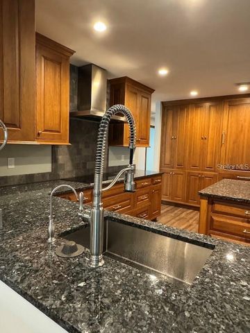 5033 VIVIENDA WAY 19, Sarasota, FL 34235