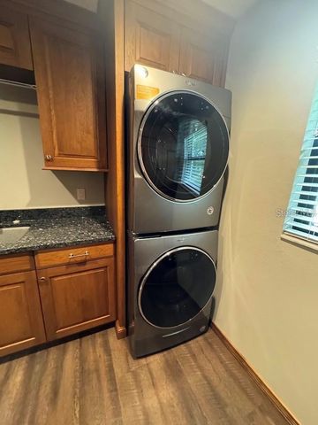 5033 VIVIENDA WAY 19, Sarasota, FL 34235