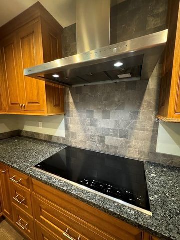 5033 VIVIENDA WAY 19, Sarasota, FL 34235