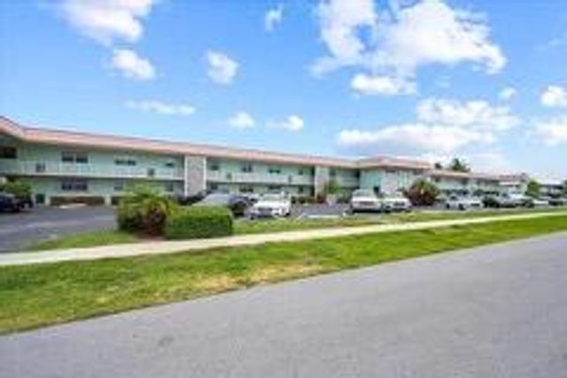 117 Lehane Terrace 210, North Palm Beach, FL 33408