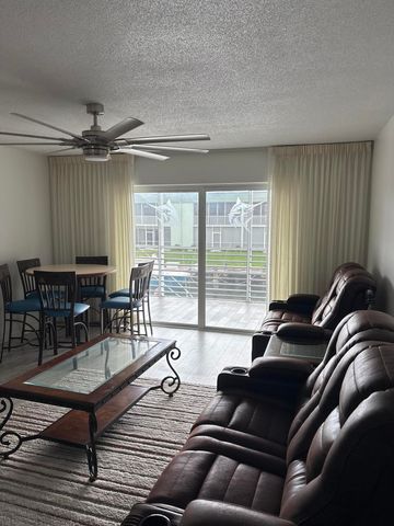 117 Lehane Terrace 210, North Palm Beach, FL 33408