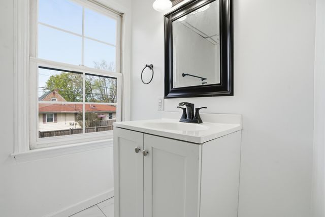 921 173rd Street, Hammond, IN 46324