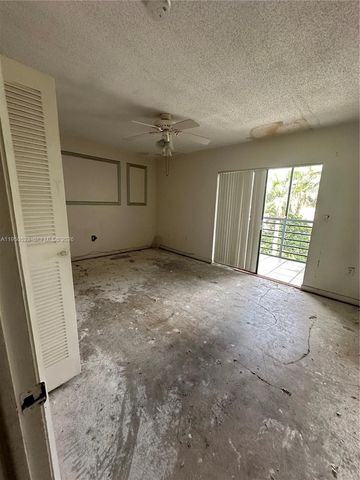 13500 NE 3rd Ct 408, North Miami, FL 33161