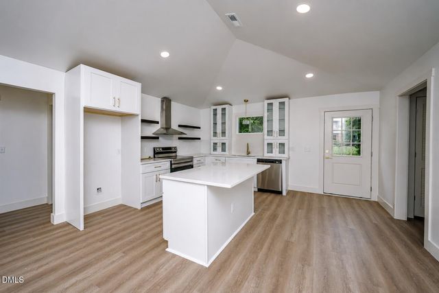 606 E Bay Street, Dunn, NC 28334