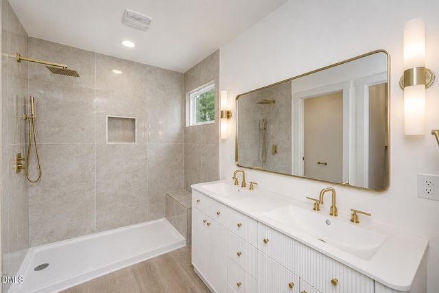 606 E Bay Street, Dunn, NC 28334