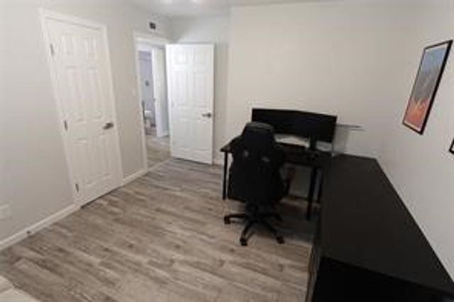 7021 Greenview Circle N, Fort Worth, TX 76120