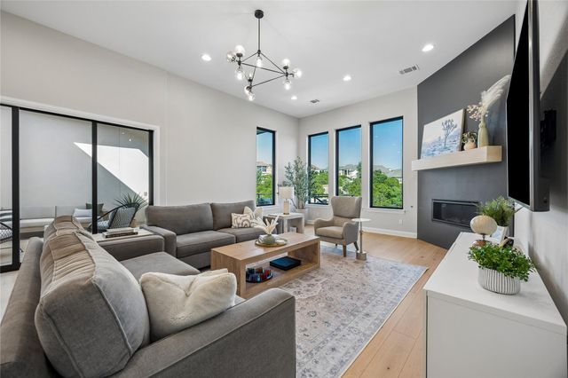 2421 Bel Paese BND, Leander, TX 78641