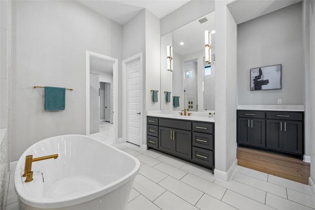 2421 Bel Paese BND, Leander, TX 78641
