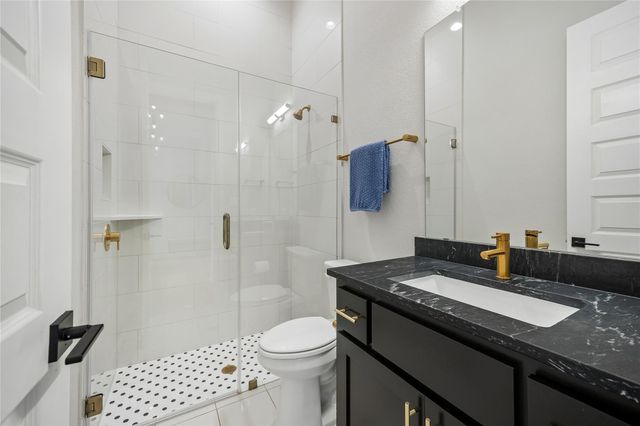 2421 Bel Paese BND, Leander, TX 78641