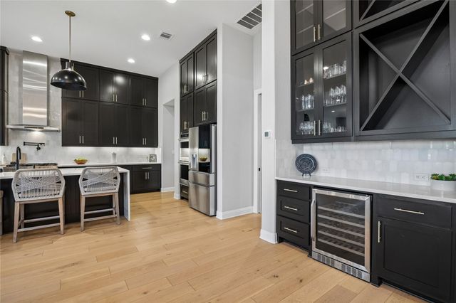 2421 Bel Paese BND, Leander, TX 78641