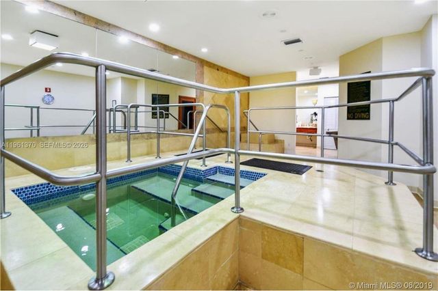 9559 Collins Ave S6-C, Surfside, FL 33154