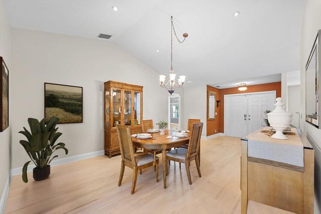 14409 67th Trail N, Palm Beach Gardens, FL 33418