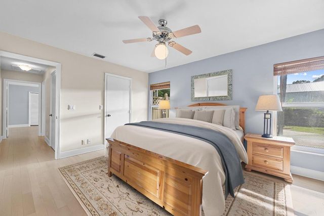 14409 67th Trail N, Palm Beach Gardens, FL 33418