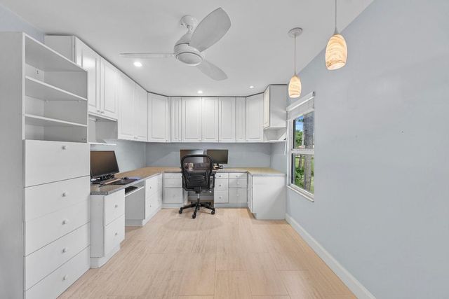 14409 67th Trail N, Palm Beach Gardens, FL 33418