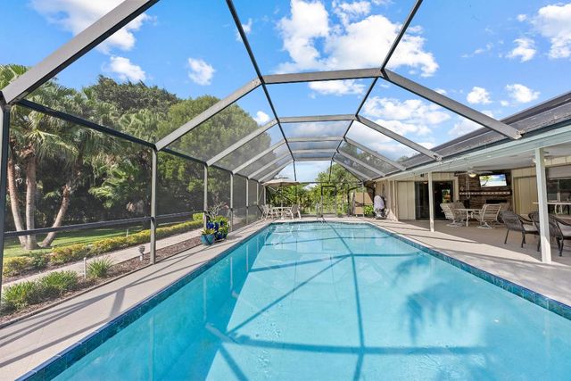 14409 67th Trail N, Palm Beach Gardens, FL 33418