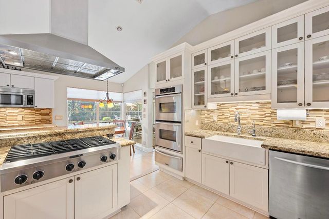 14409 67th Trail N, Palm Beach Gardens, FL 33418