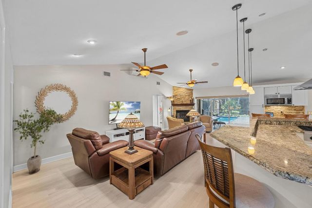 14409 67th Trail N, Palm Beach Gardens, FL 33418