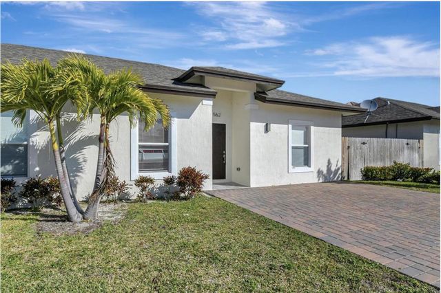 1562 W 26th Court, Riviera Beach, FL 33404