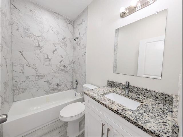 1562 W 26th Court, Riviera Beach, FL 33404