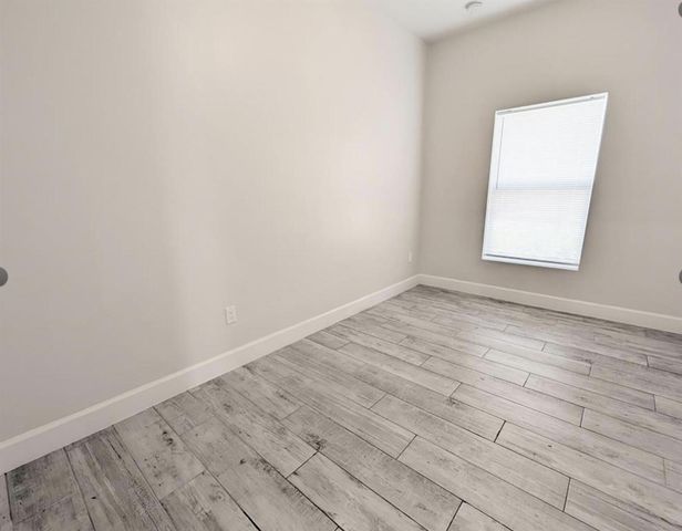 1562 W 26th Court, Riviera Beach, FL 33404