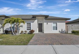 1562 W 26th Court, Riviera Beach, FL 33404
