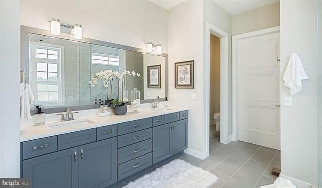 2094 N AUTUMN CHASE DRIVE, Mechanicsburg, PA 17055