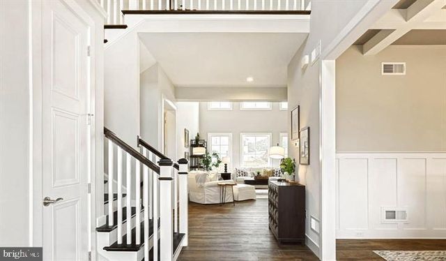 2094 N AUTUMN CHASE DRIVE, Mechanicsburg, PA 17055