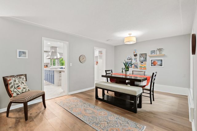 18150 Honeysuckle Lane, Wayzata, MN 55391