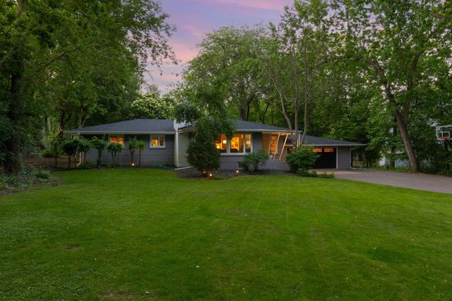 18150 Honeysuckle Lane, Wayzata, MN 55391