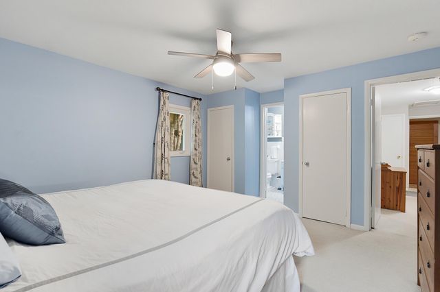 18150 Honeysuckle Lane, Wayzata, MN 55391