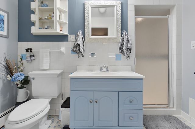 18150 Honeysuckle Lane, Wayzata, MN 55391