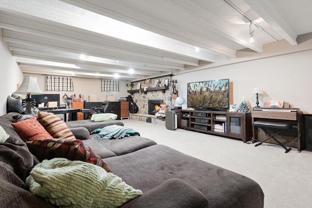 18150 Honeysuckle Lane, Wayzata, MN 55391