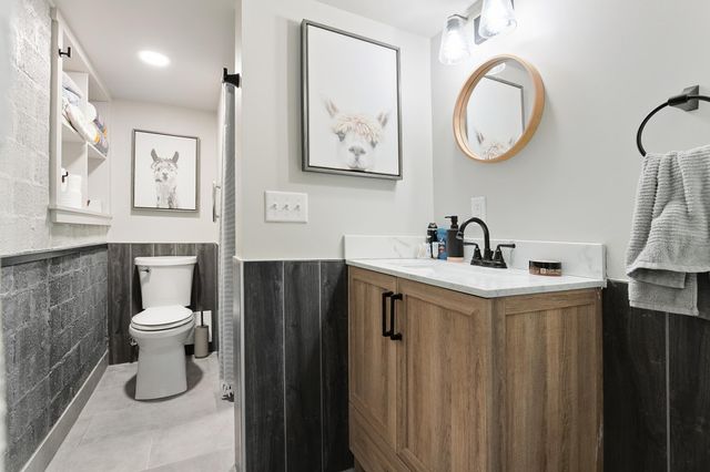 18150 Honeysuckle Lane, Wayzata, MN 55391