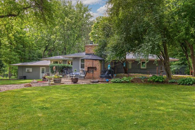18150 Honeysuckle Lane, Wayzata, MN 55391