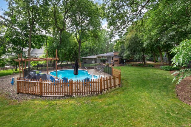 18150 Honeysuckle Lane, Wayzata, MN 55391