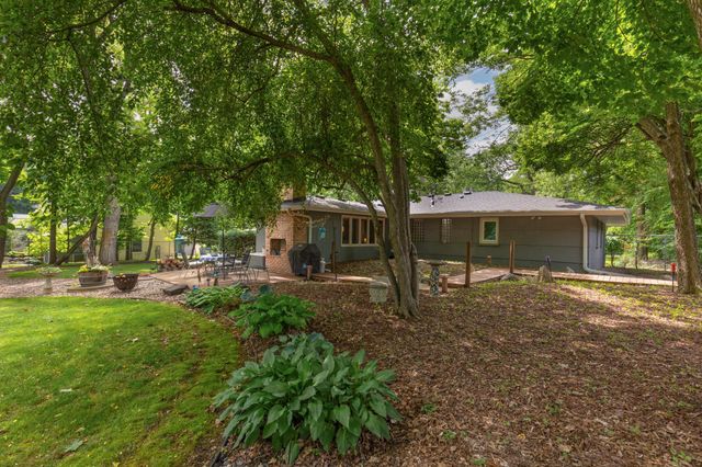 18150 Honeysuckle Lane, Wayzata, MN 55391