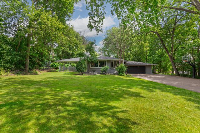 18150 Honeysuckle Lane, Wayzata, MN 55391