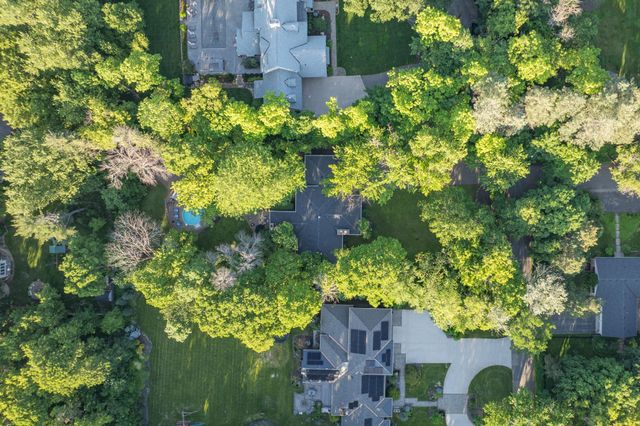 18150 Honeysuckle Lane, Wayzata, MN 55391