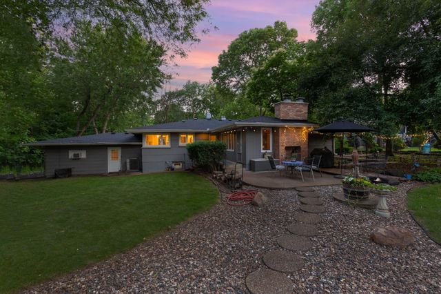 18150 Honeysuckle Lane, Wayzata, MN 55391