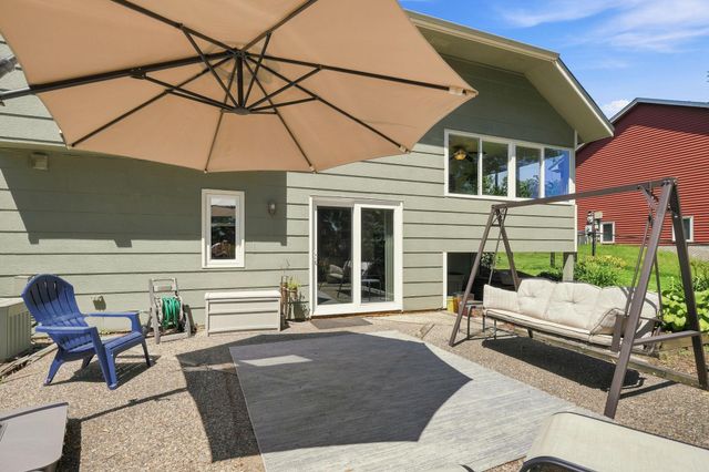 990 Ticonderoga Trail, Eagan, MN 55123