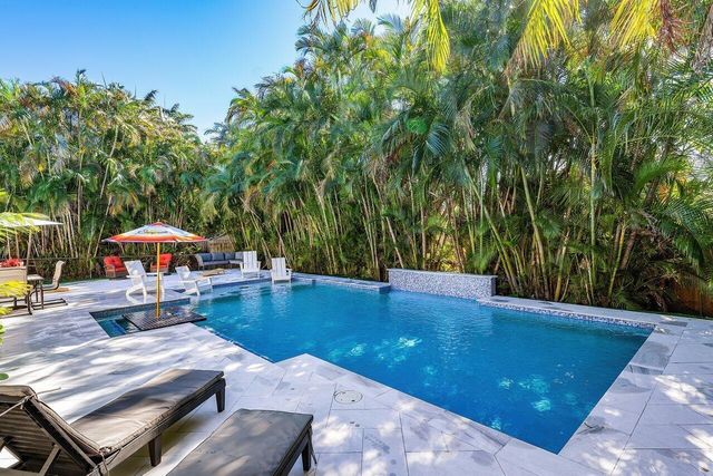 630 NE 15th Place, Boynton Beach, FL 33435
