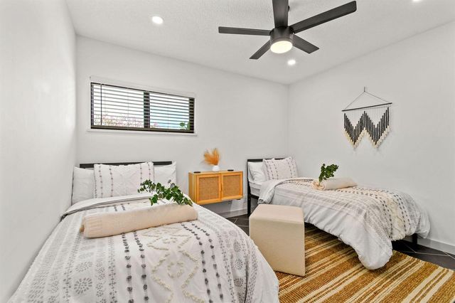 630 NE 15th Place, Boynton Beach, FL 33435