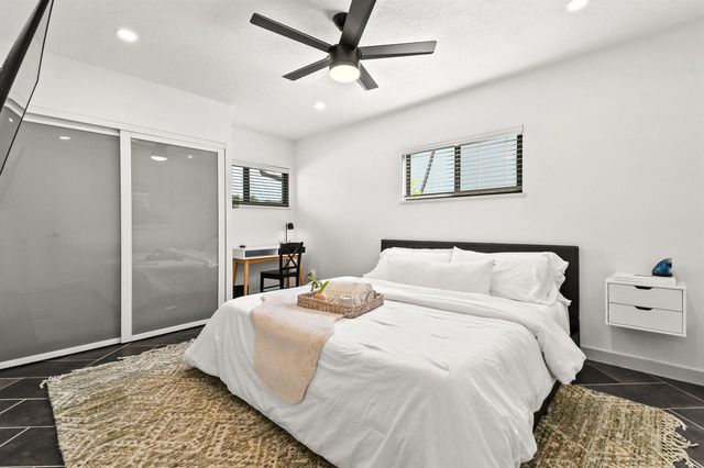630 NE 15th Place, Boynton Beach, FL 33435